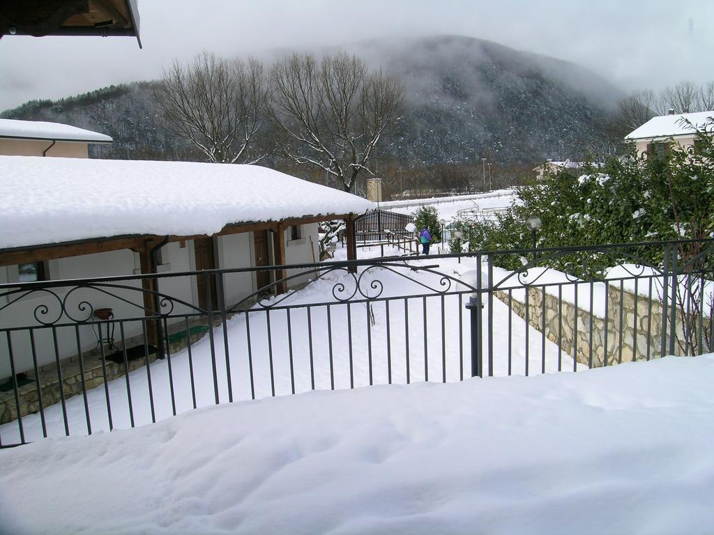 Les Chalets B&B Villetta Barrea Esterno foto