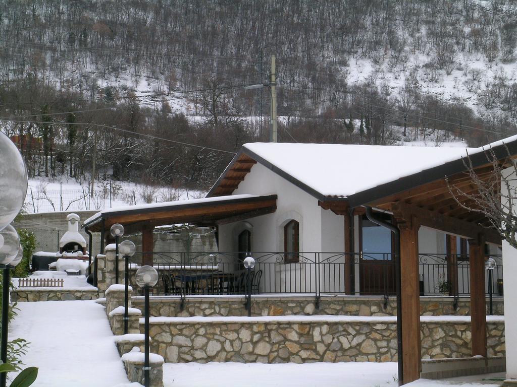 Les Chalets B&B Villetta Barrea Esterno foto