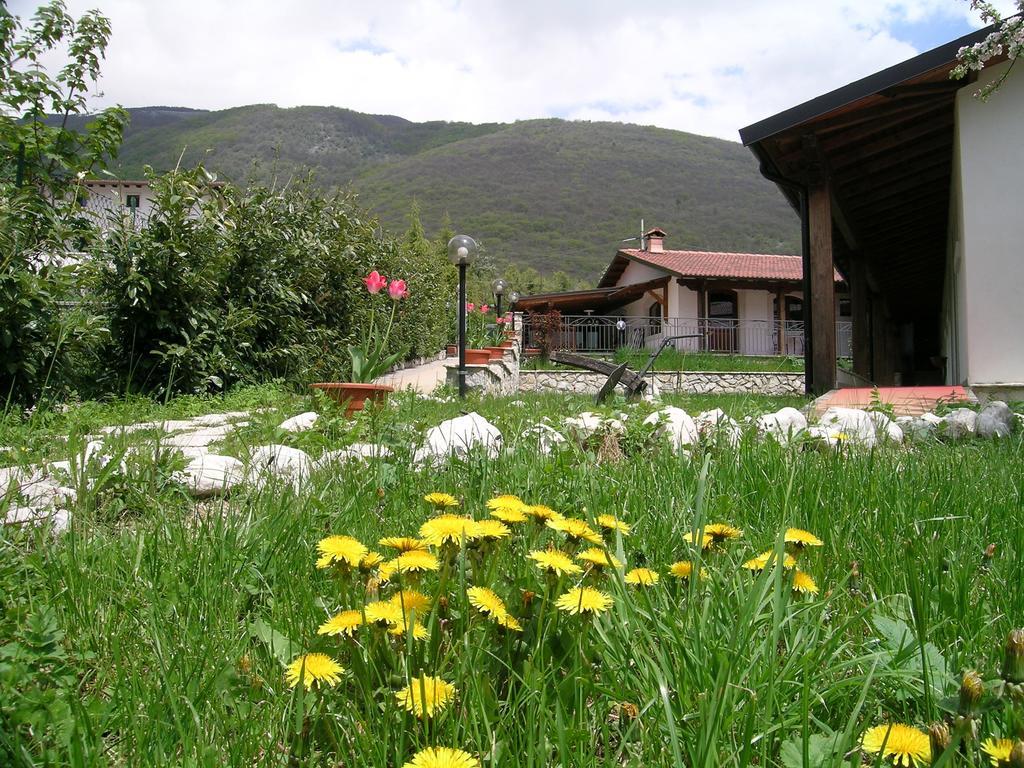 Les Chalets B&B Villetta Barrea Esterno foto