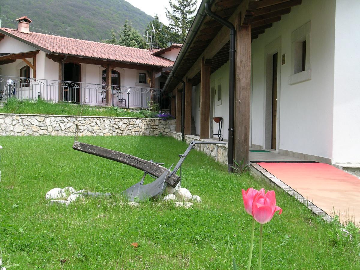 Les Chalets B&B Villetta Barrea Esterno foto